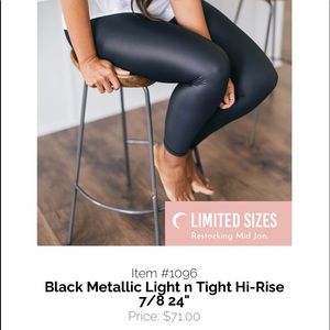 Zyia black metallic light n tight leggings; nwt